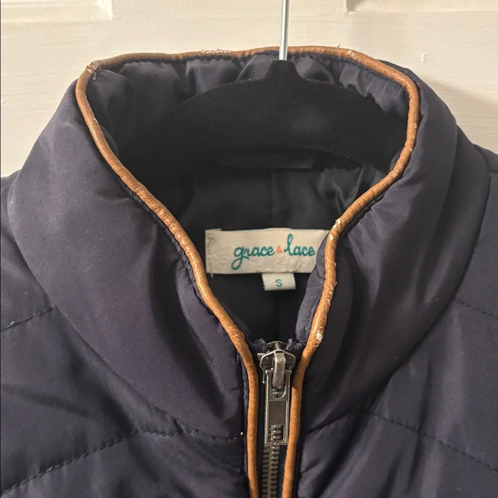 Grace & Lace‎ Navy Quilted Vest with Brown Trim S